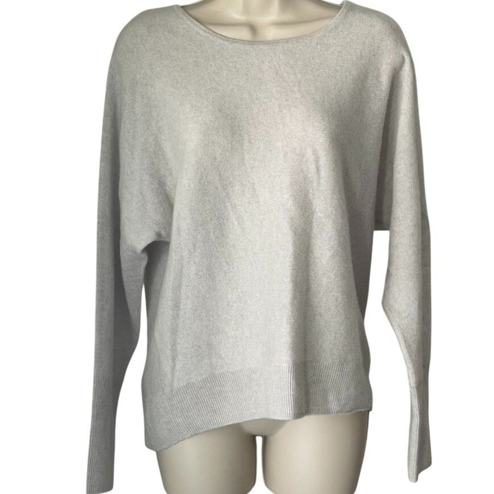 Tahari 2-Ply Cashmere Boatneck Sweater Large Light Gray Knit Top